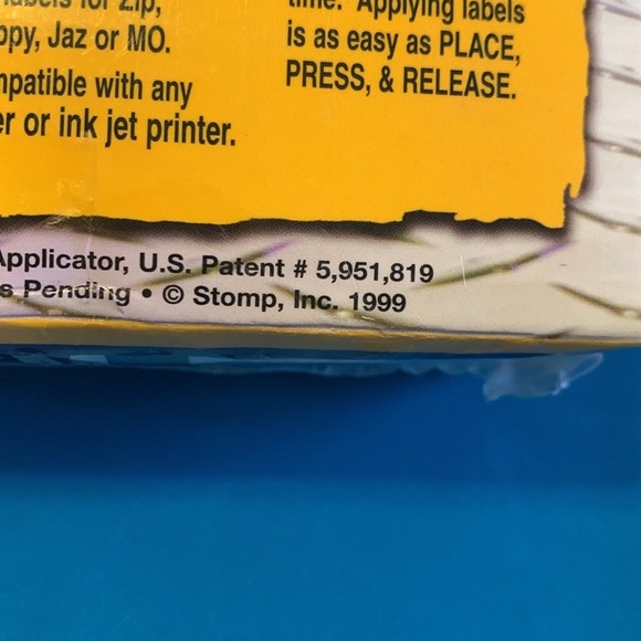 Avery CD-R Stomper Pro Applicator 1999 CD labeling system NEW - Picture 5 of 12